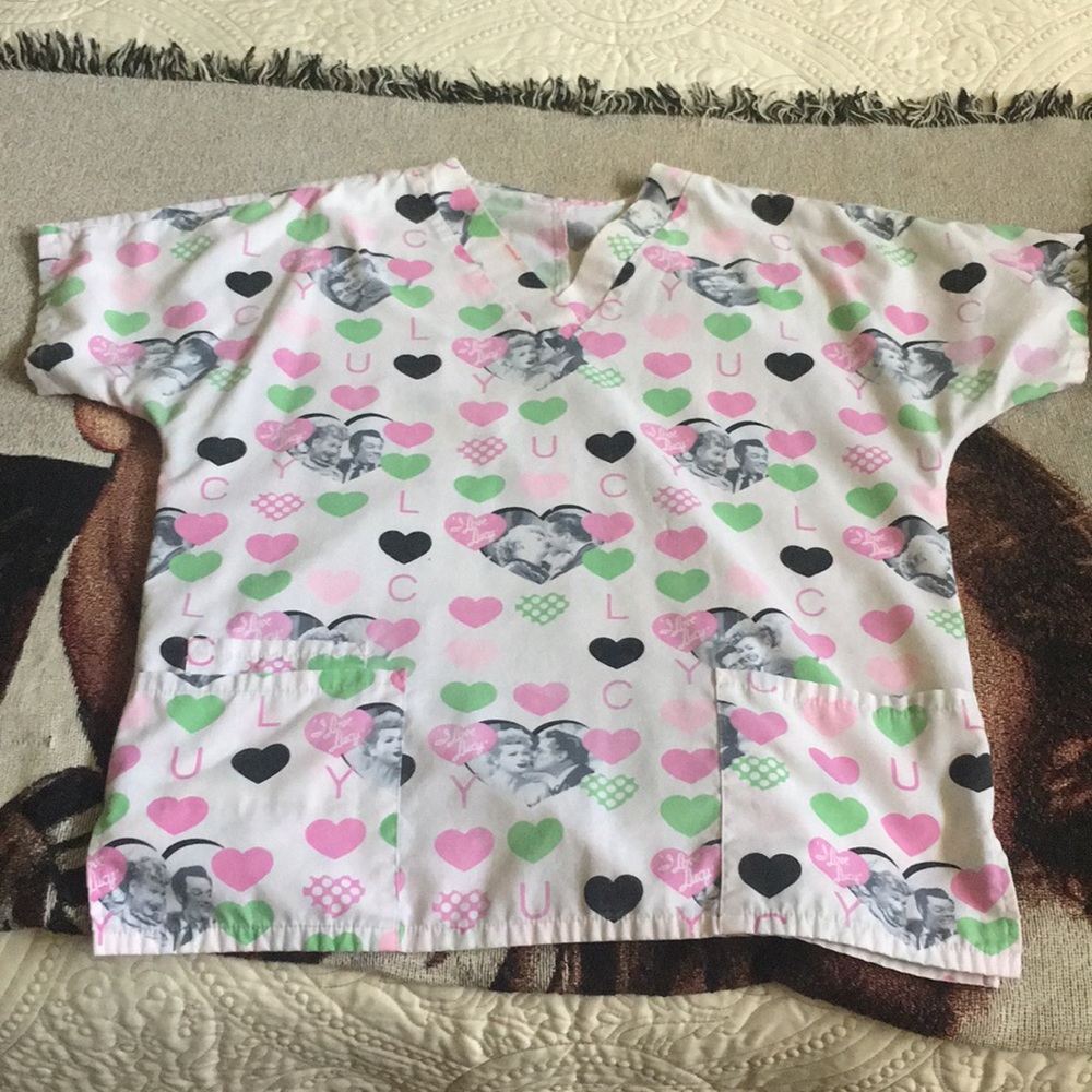 Scrub top